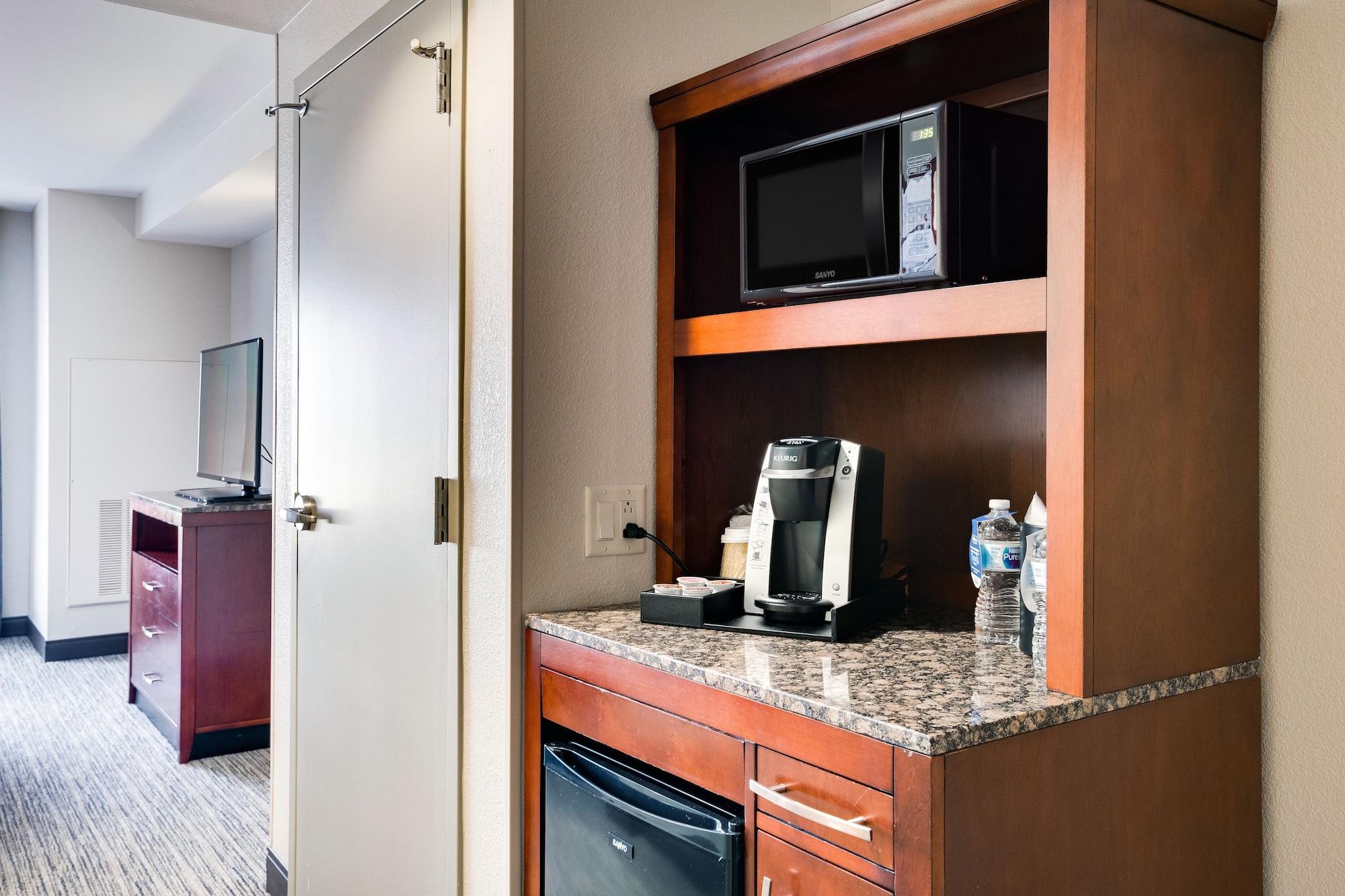 Hilton Garden Inn Milwaukee Airport Εξωτερικό φωτογραφία