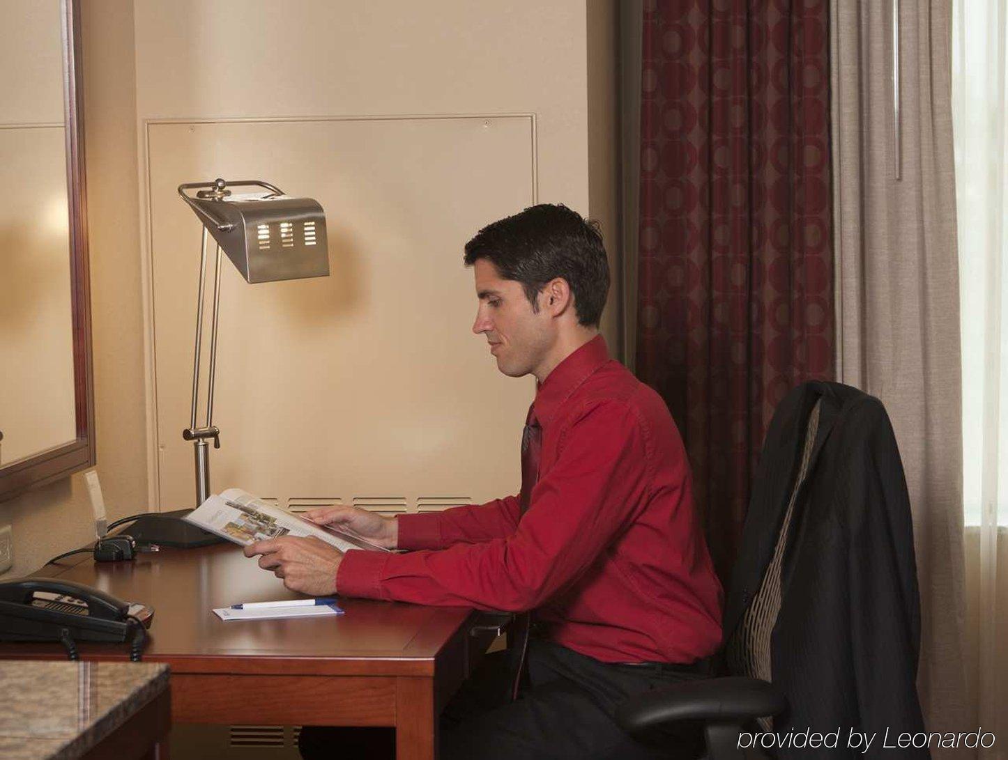 Hilton Garden Inn Milwaukee Airport Δωμάτιο φωτογραφία